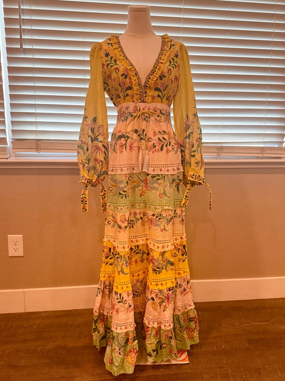 **NWT**   FARM Rio Delicate Flowers Long Sleeve Maxi Dress